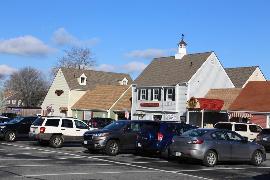 Hotel 1620 Plymouth Harbor Exterior photo